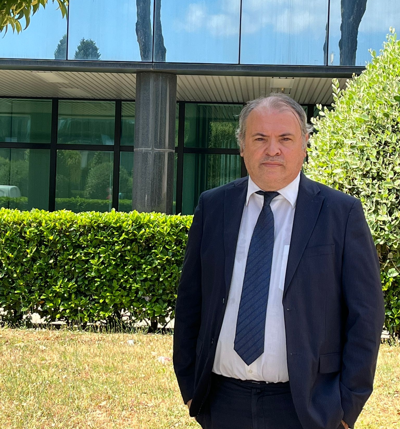 Maurizio Liberti: 'Ho chiuso un contratto per la fornitura di 67 totem AI grazie alla Rete America's Cup di H2biz'